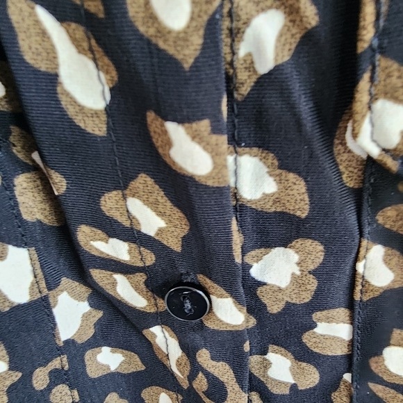 Molly Bracken Black Blouse with Chest Pockets Size XL - Picture 5 of 11